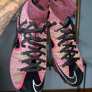 Nike Vapor Edge 360 Football Cleats 6Y